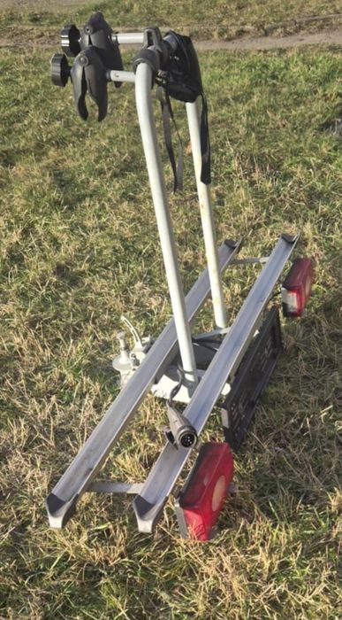 Bagażnik samochodowy na rowery mocowany na hak