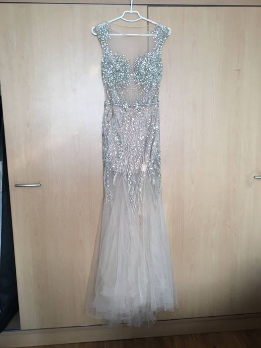 Вечірнє/випускне плаття. Возможен торг/сросно