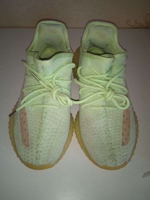 Кросівки сіточки Adidas Yeezy Boost
