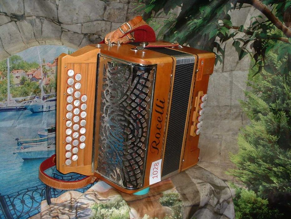 Concertina Avenda N .1028