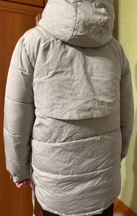 Стильна жіноча куртка на холодну осінь і теплу зиму L розмір