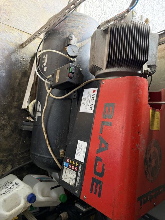 Maszyna hydrauliczna  reaktor  do natrysku piany pur