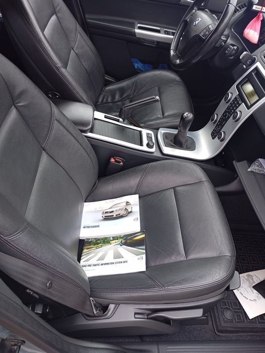 Продається авто  VOLVO V50