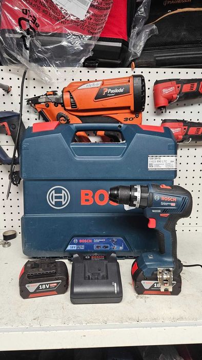 Wiertarko-wkrętarka udarowa Bosch GSB 18V-55 + 2x4ah