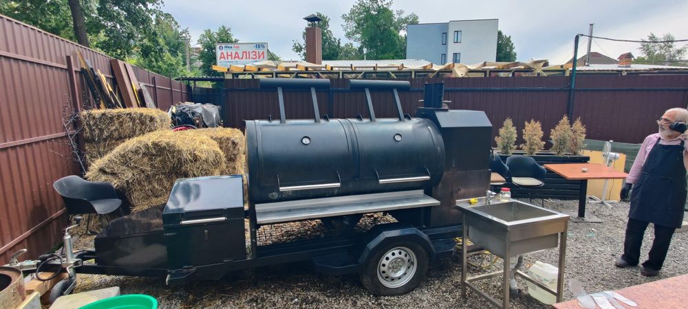 Продам смокер, BBQ, шедевр інженерної думки і зварювальної майстерності.
