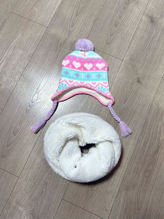 Детская, теплая шапочка на ребёнка; зимняя шапка с хомутом (шарф-снуд)