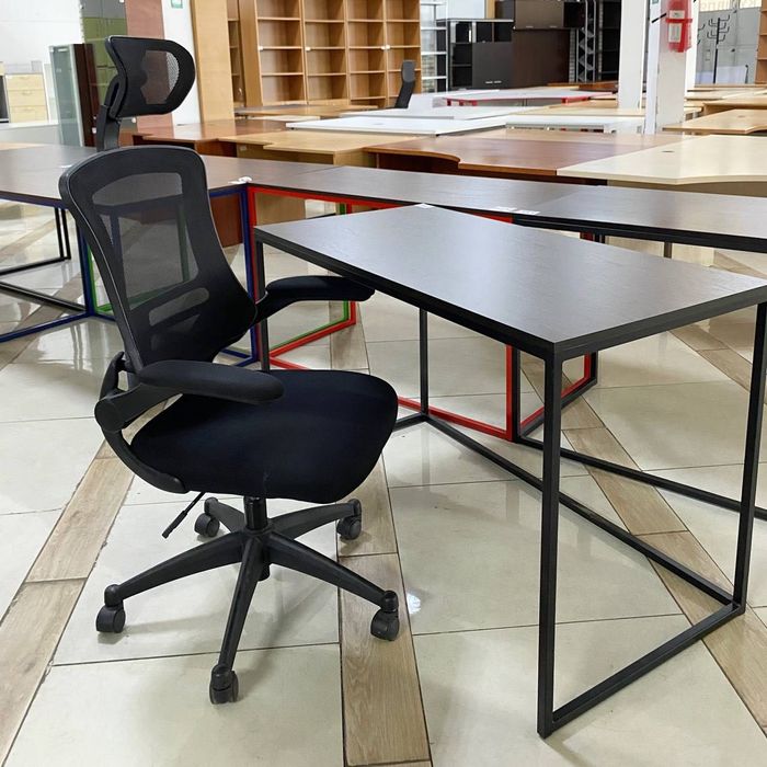 РАСПРОДАЖА столы кресла шкафы стеллажи стулья полки этажерки пеналы