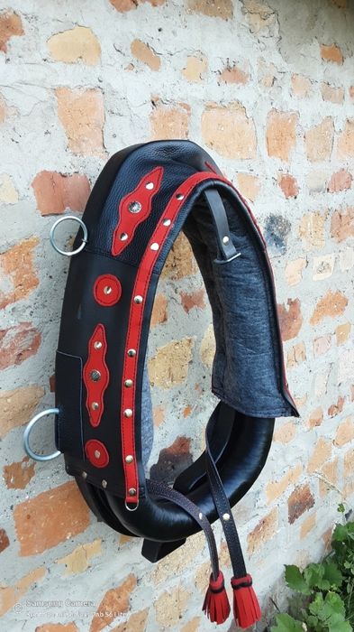 Хомут для коня.Кіна упряж