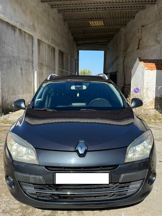 Renault Mégane III Grandtour 1.5 dCi 2010 | Topo de gama | IPO 2027