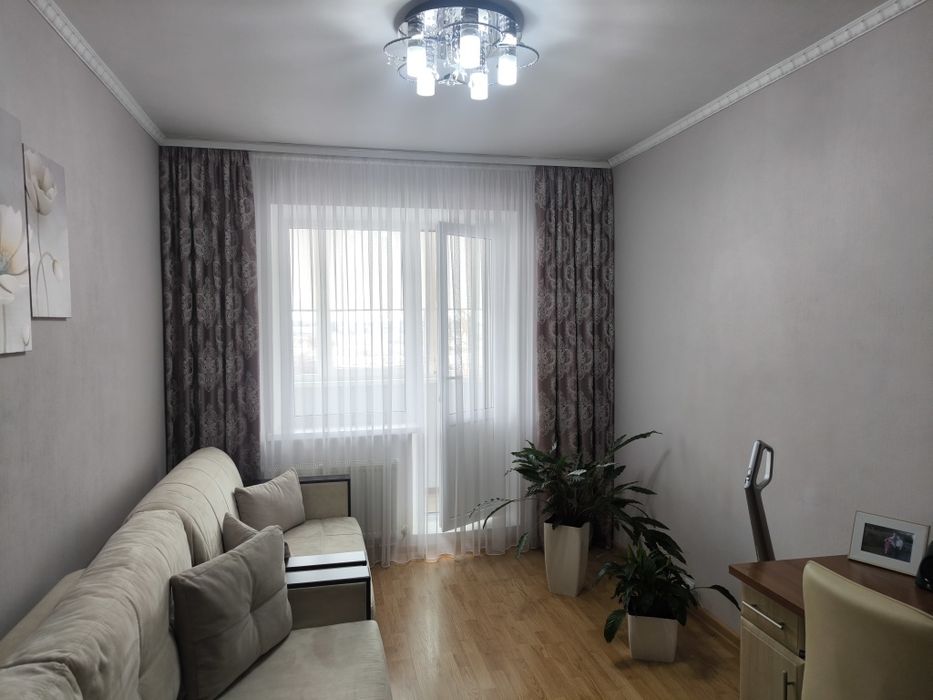 Продам однокімнатну  квартиру Калинівка Бровари