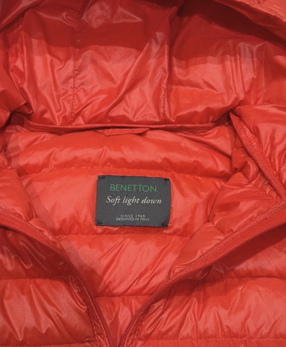 Casaco de penas sintéticas Benetton