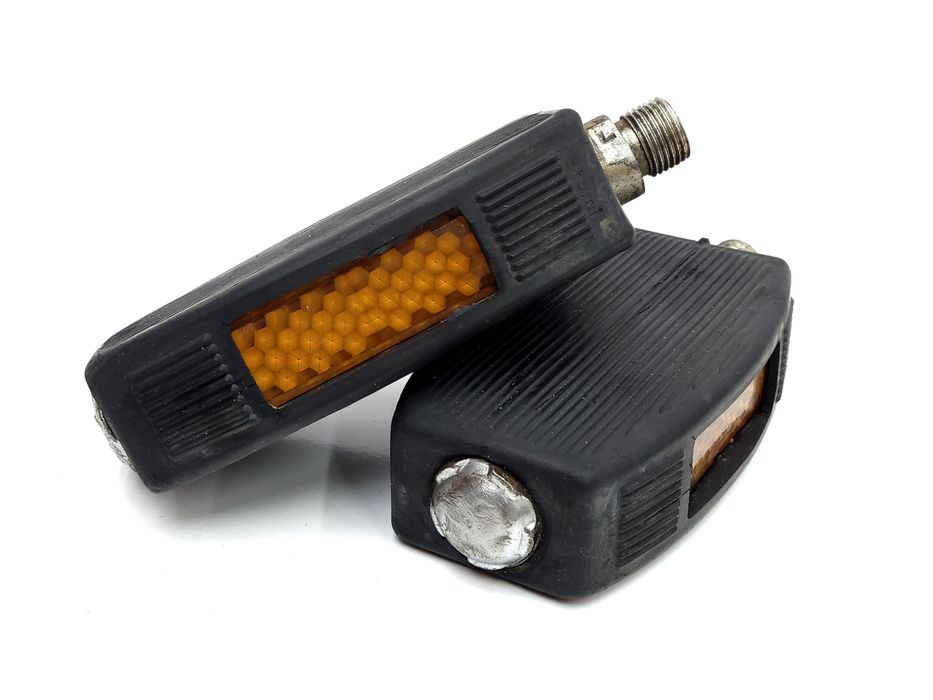 NOWE Pedały gumowe Stomil Bydgoszcz ZZR Romet Wigry Karat Flaming Czaj