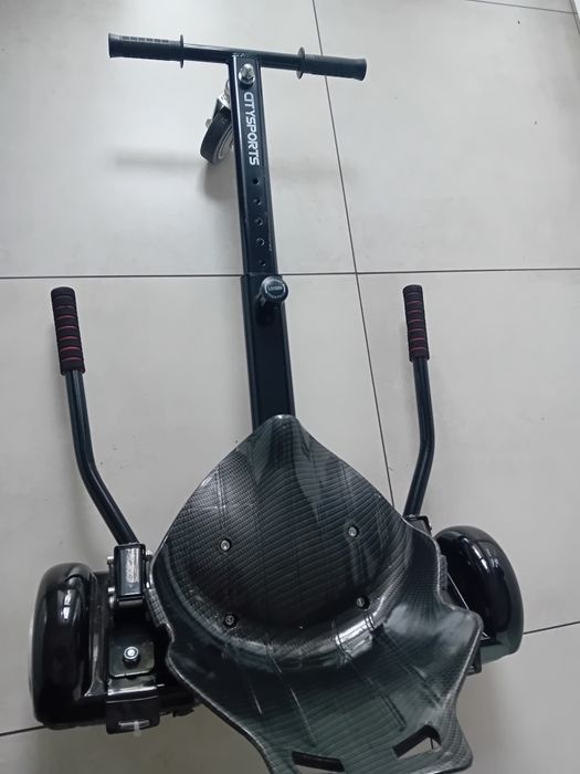 Siedzisko + deskorolka elektryczna