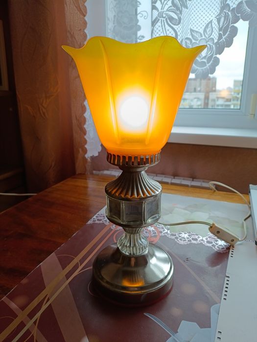 Светильник ретро.