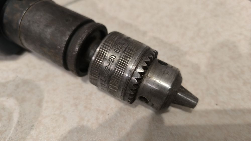 Berbequim da marca Bosch