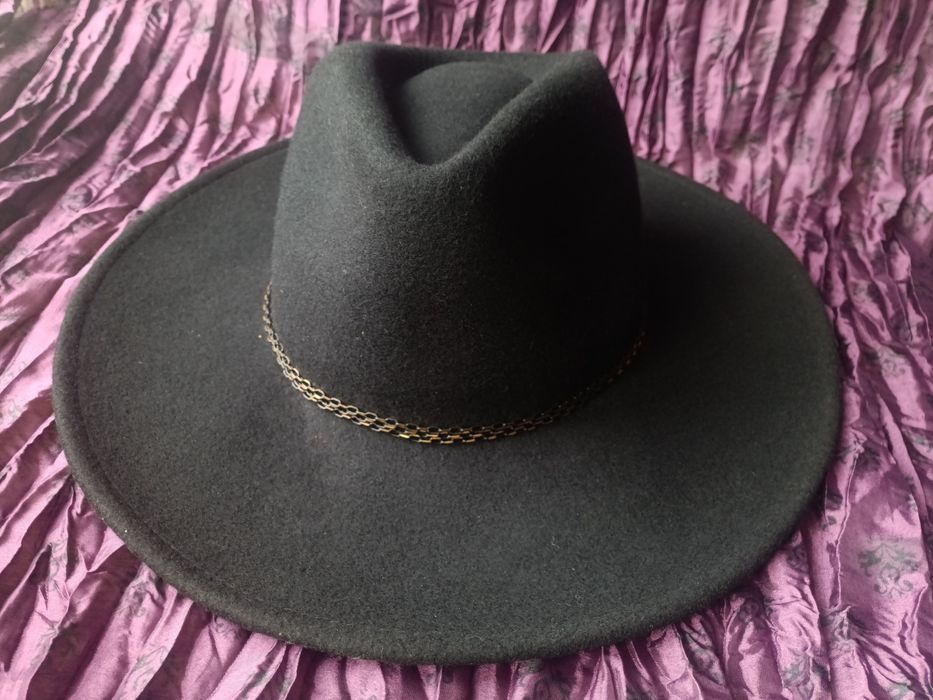 Капелюх фетровий