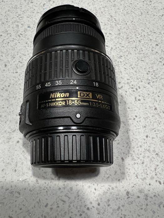 Цифрова (дзеркальна) фотокамера (фотоапарат) Nikon D5300