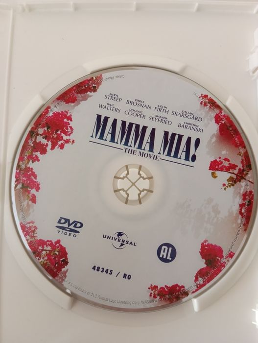 DVD mamã mia   .