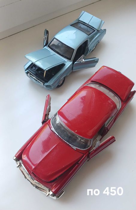 Колекційні моделі машинок 1:24 Maisto Welly
