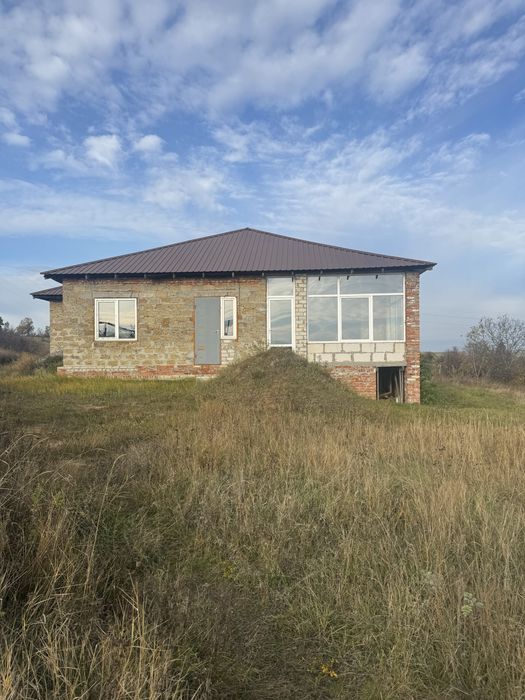 Продам дом новострой 150м.кв. без внутринних робот Яковлевка