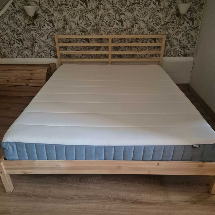 Cama casal + colchão ikea 160x200