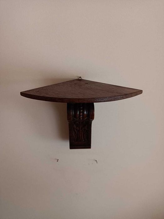 Duas mísulas - Suportes de decoração em madeira para parede