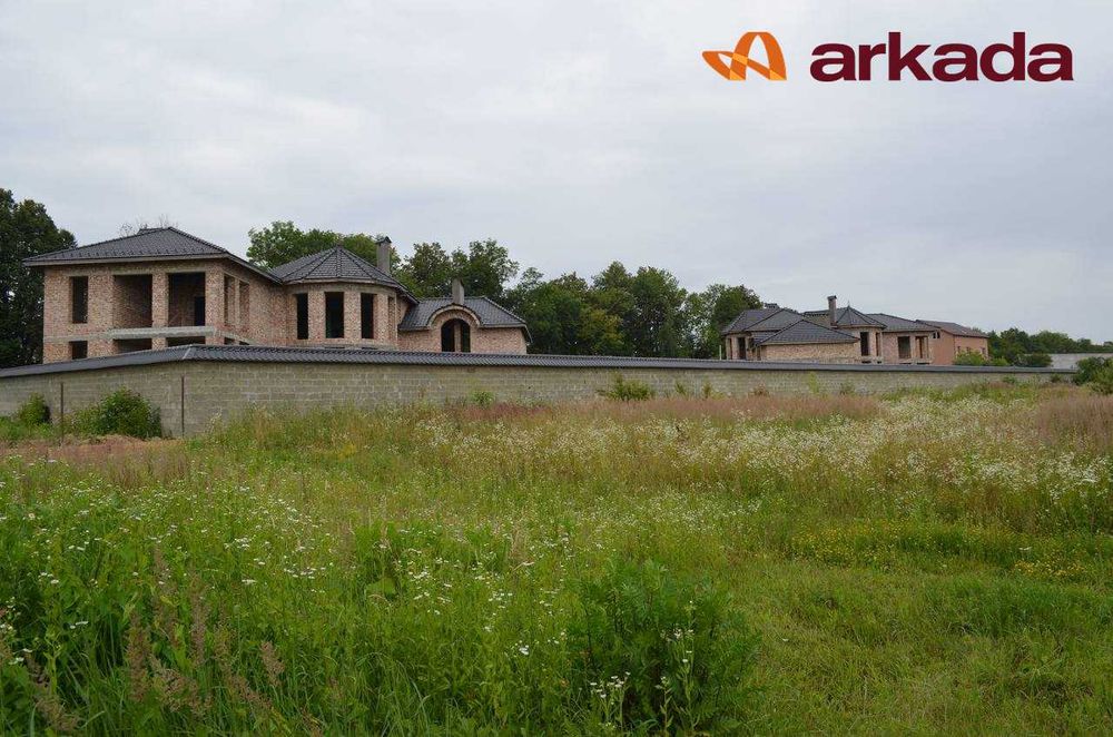 Готельно-відпочинковий комплекс на в'їзді до Франківська! 1200м2/45сот
