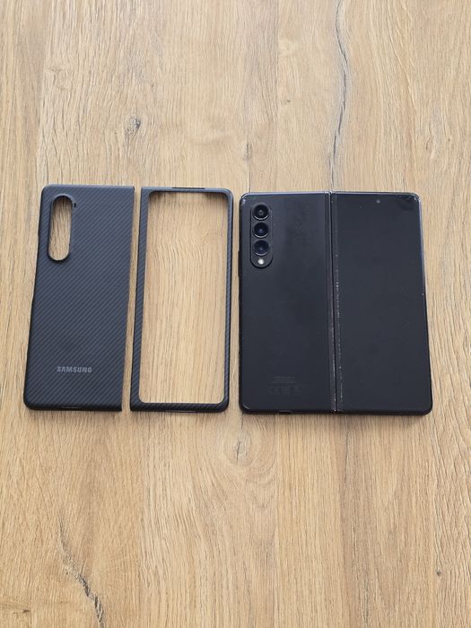 Samsung Galaxy Z Fold 3