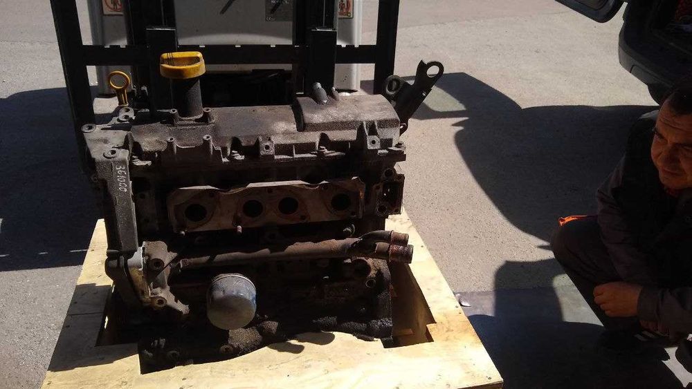 Мотор Dacia Logan 1.6 MPI / 378 000 км