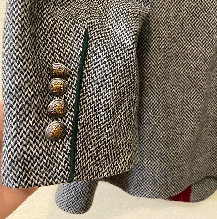 Жіночий вовняний піджак