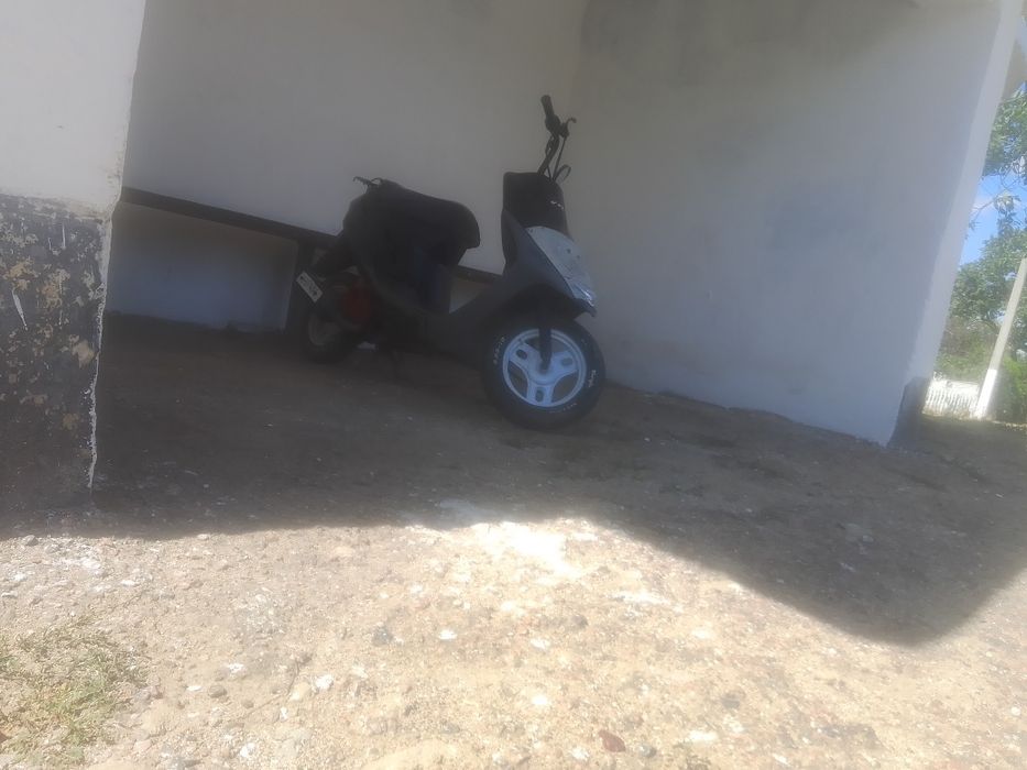 Продам мопед Хонда діво 27