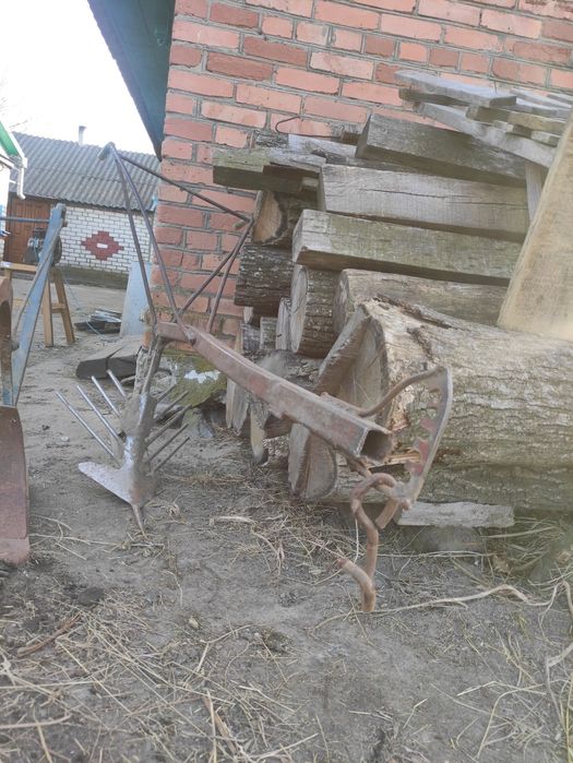 Плуг і копач кінний