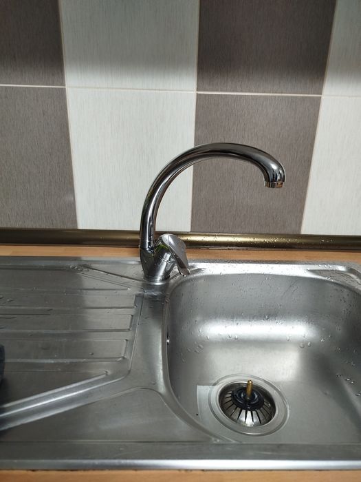 Pipefix serviços de canalização e desentupimento rápidos