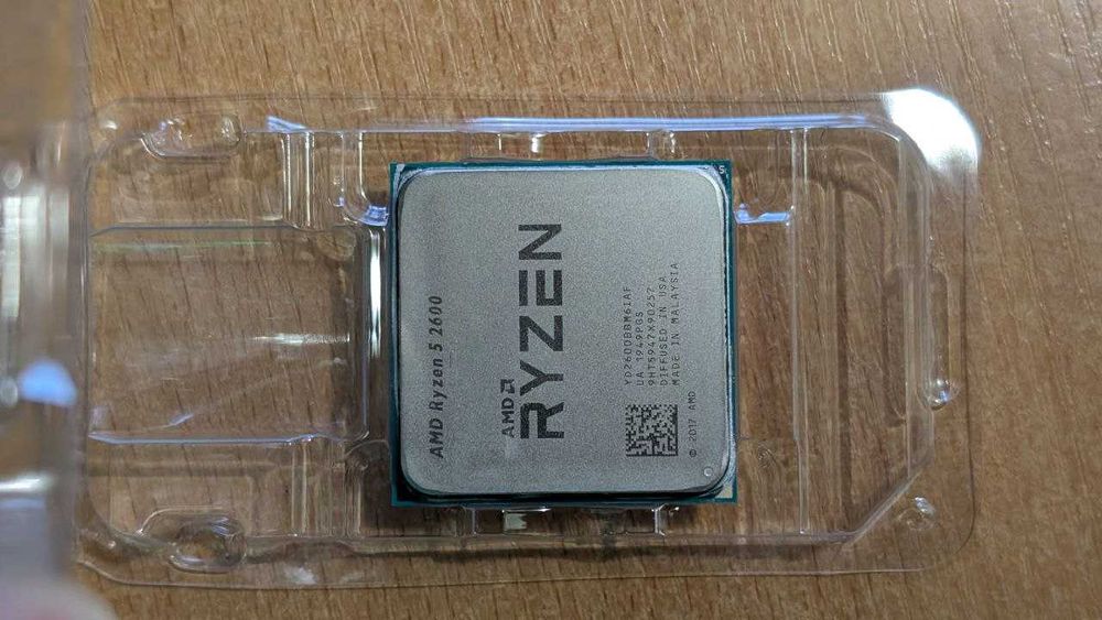 процесор AMD ryzen 5 2600 б/у