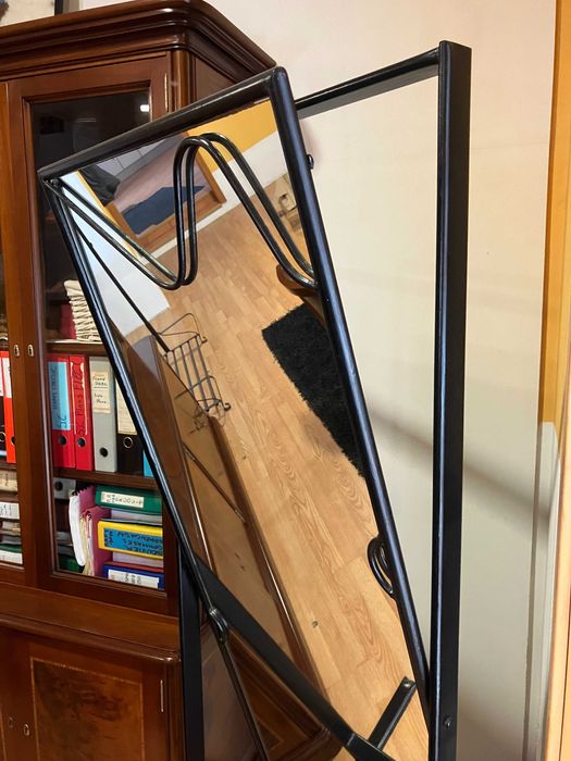 Espelho de corpo inteiro 160x60 metal preto com inclinação