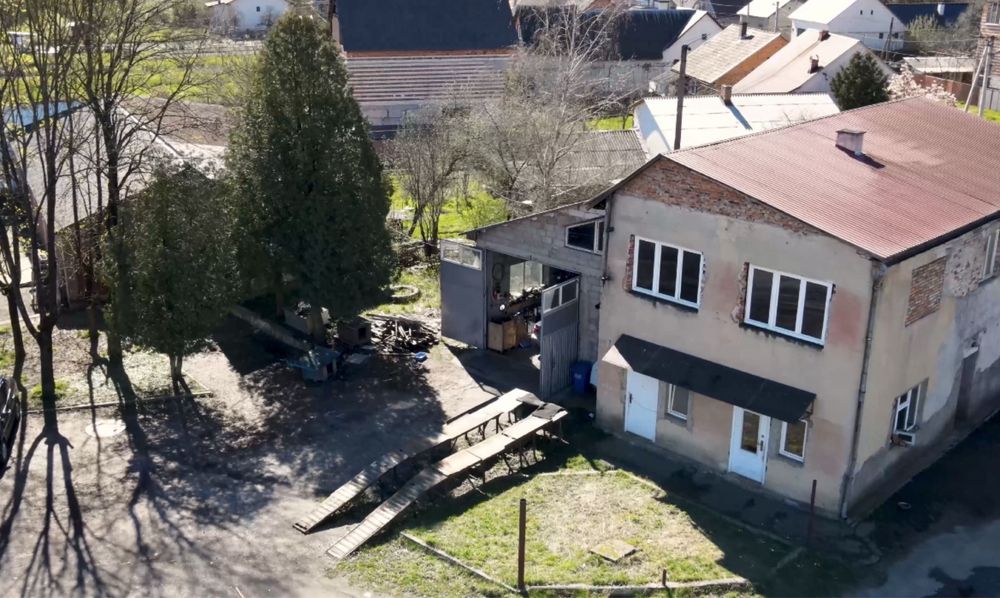 Продаж складської бази / виробничих приміщень / ангарів