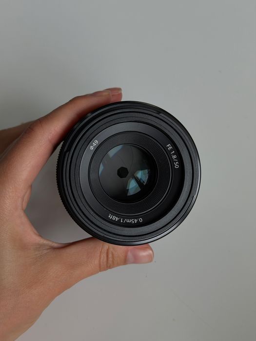 Обʼєктив sony 50 FE 1,8