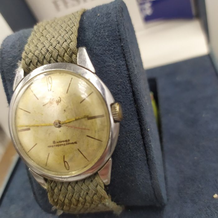 Zegarek mechaniczny mir