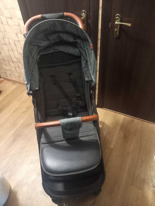 Коляска дитяча в хорошому стані