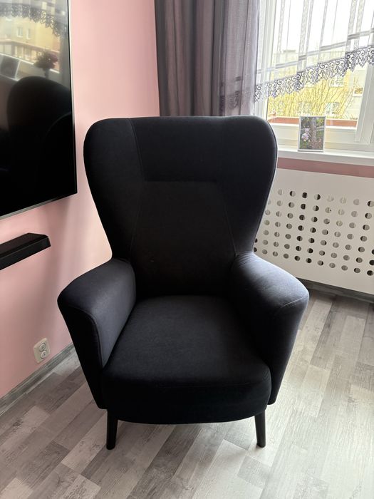 Fotel uszak z podnóżkiem