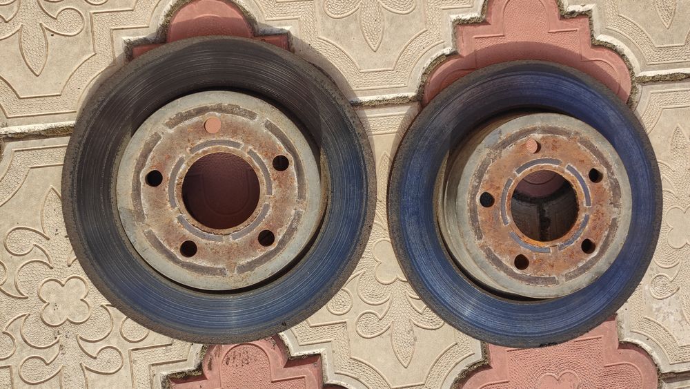 Тормозний гальмівний диск задній Ford Focus 3