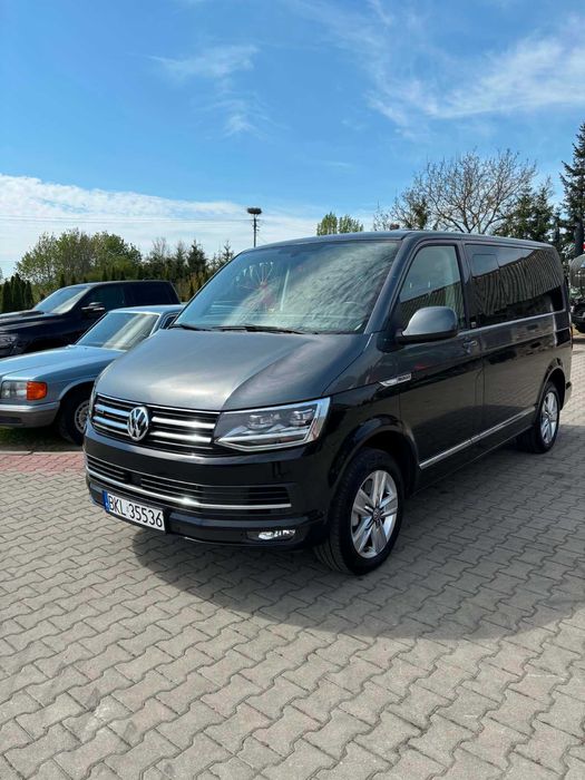 Samochód  Volkswagen Multivan Rok 2018