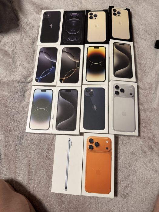 Коробки з під техніки Apple