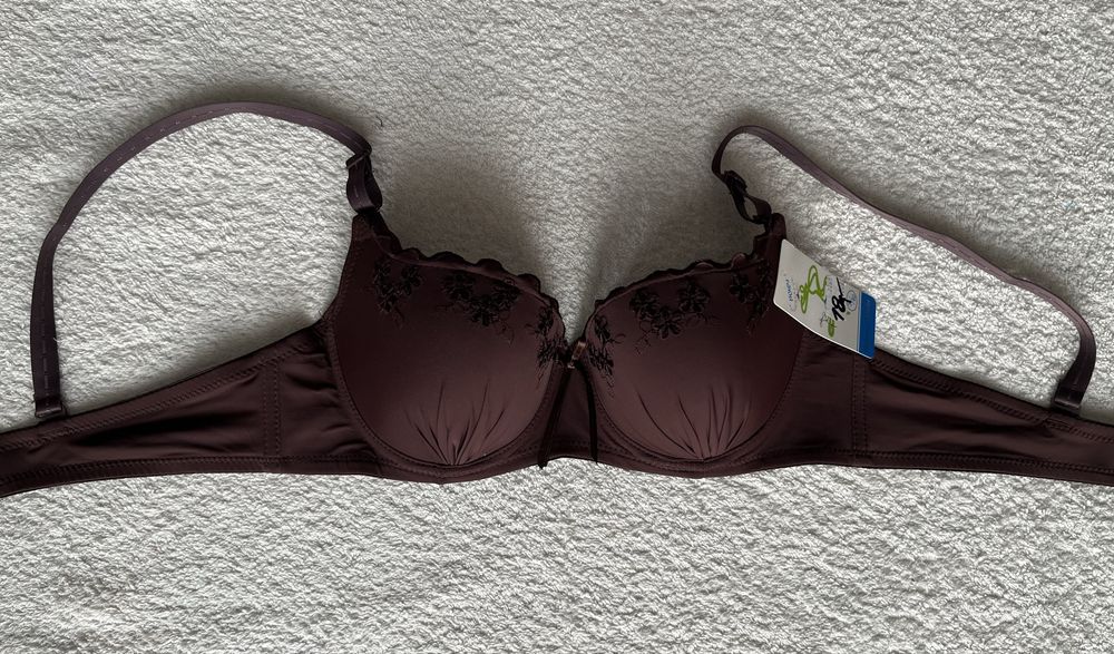 Nowy biustonosz damski 80-85B