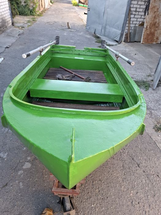 Лодка алюминевая