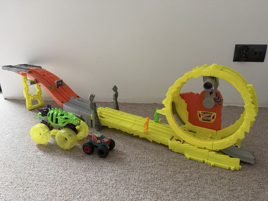 hot wheels power smashers ultrawyścig tor z autami