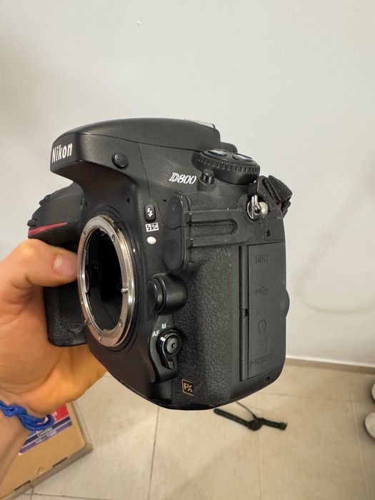 Nikon D800 DSLR Camera Body + Original Box