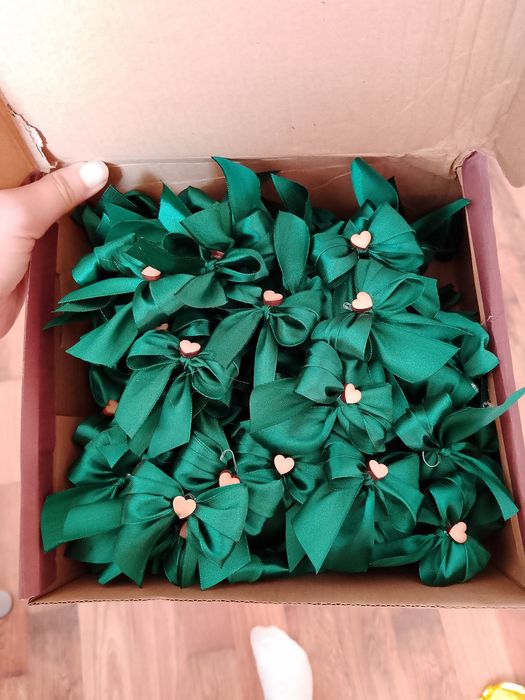 Kokardki na butelkę weselna