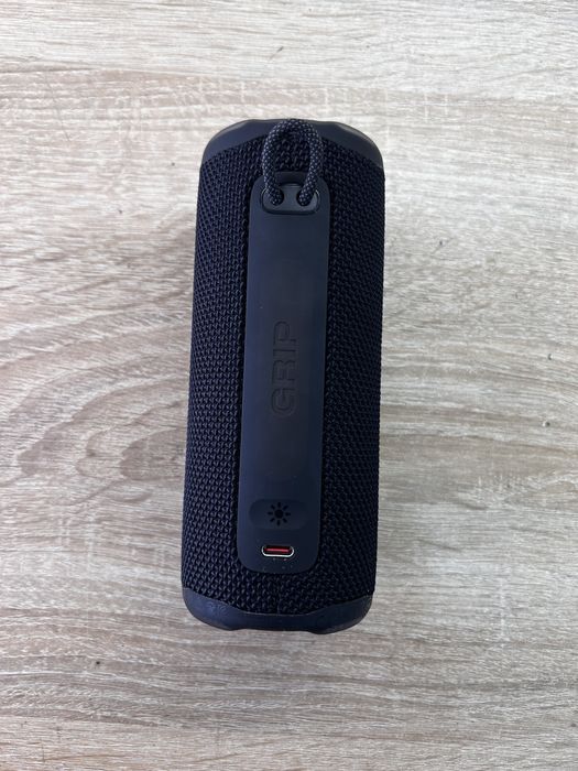Колонка JBL grip