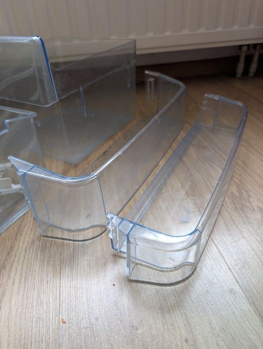 Półka do lodówki Electrolux ERN29750 części kubeł szuflada